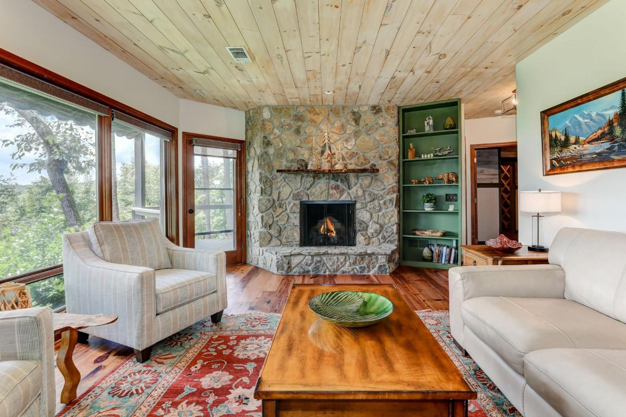 Falken Haus - Relax In Seclusion With Panoramic Lake Views Jasper Kültér fotó